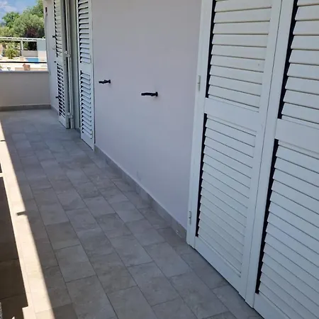L'oasi Apartmán San Lorenzo (Latina)