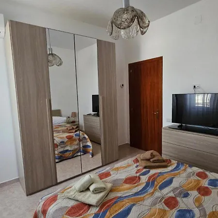 L'oasi Apartmán San Lorenzo (Latina)