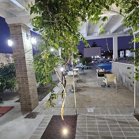 L'oasi Apartmán San Lorenzo (Latina)